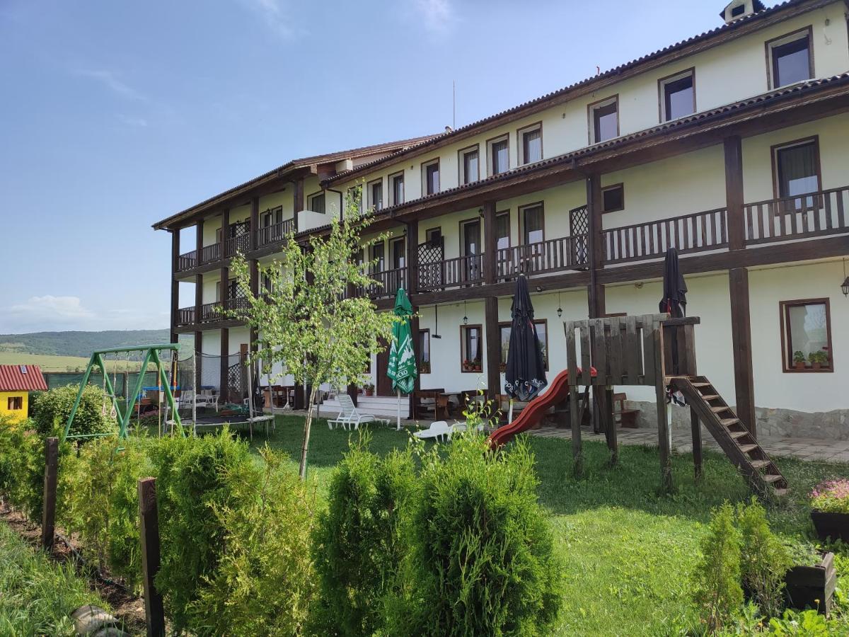 Guest House Belchin View Zewnętrze zdjęcie